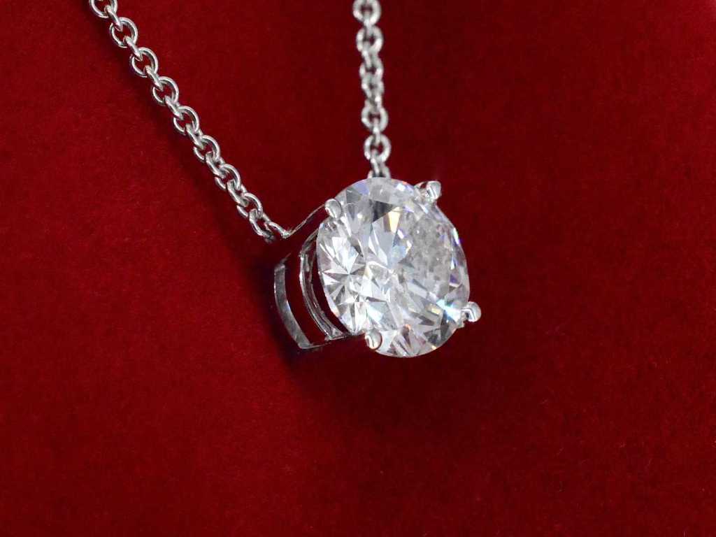 Witgouden halsketting met een diamant van 0.70 carat