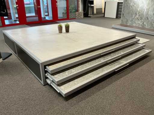 REDEC Presentation cube (2x)