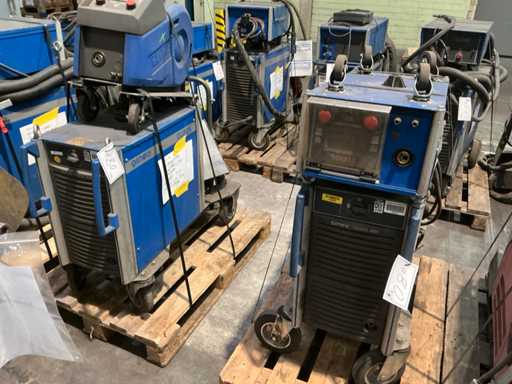 CLOOS - Qineo Tronic 450 - Schutzgas-Schweißgerät inklusive Drahtvorschubkoffer (4x)