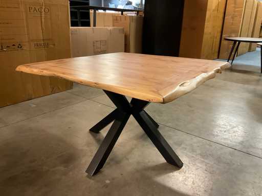 Table à manger Trae