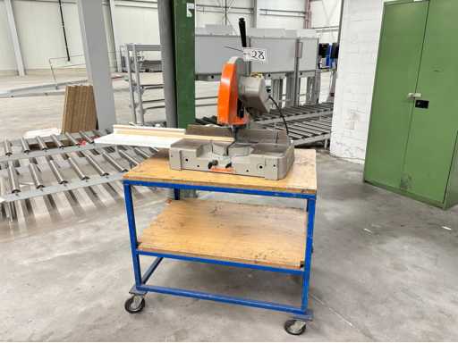 ELUMATEC MGS 72 Kapp- und Gehrungssäge