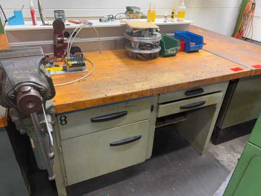   Workbench with contents