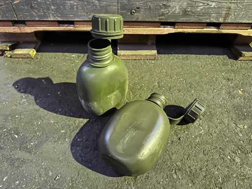 Batch of green plastic canteens