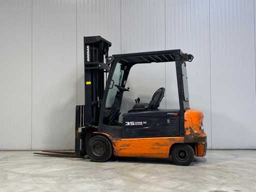 Doosan - B35X-5 - Vorkheftruck - Triplex - Freelift - Sideshift