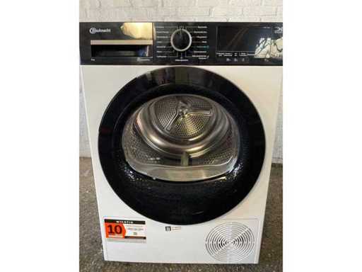 Bauknecht BT 95C WBS, autoportante, caricatore frontale, pompa di calore