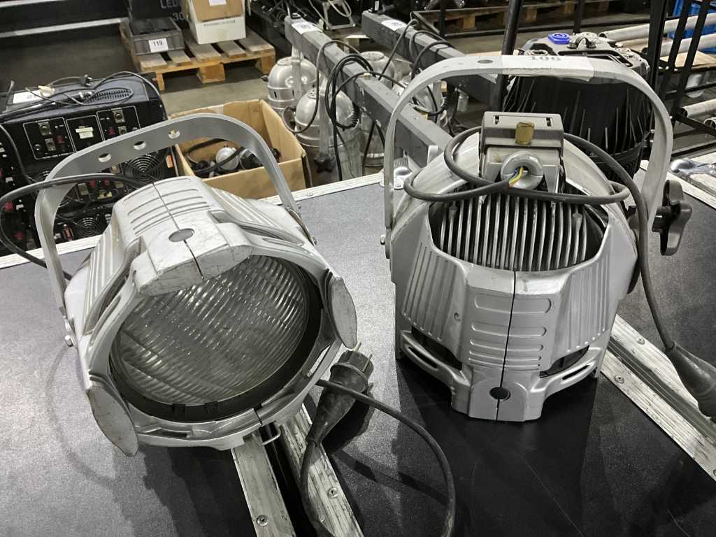 2x Spot EUROLITE ML-64