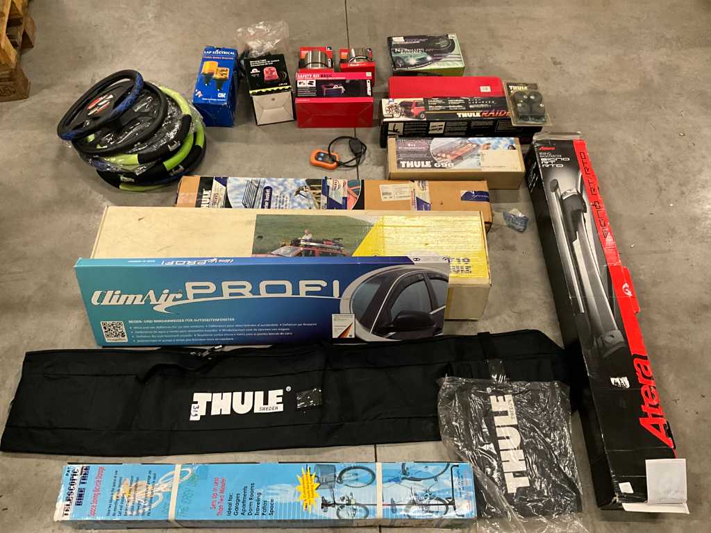 Batch of car materials and accessories