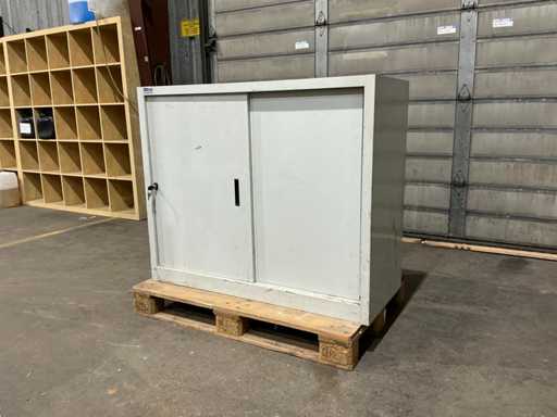 Dulap de atelier Moser