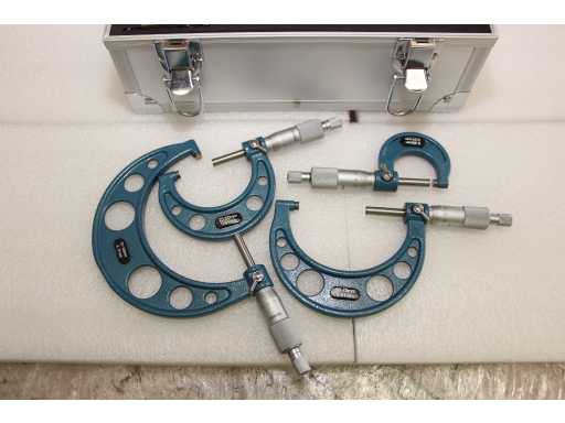 FREUTEK SDM0054 Set of 4x Centesimal External Micrometers 0-100 x 0.01 mm