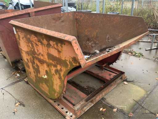 Waste container/ tipping container Troostwijk Auctions