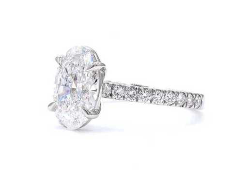 Platinring mit 2,38 ct. Diamant