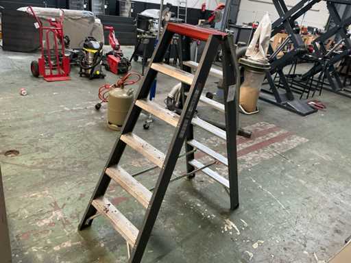 Altrex Falco FDO6 pro+ Kick-out-Leiter