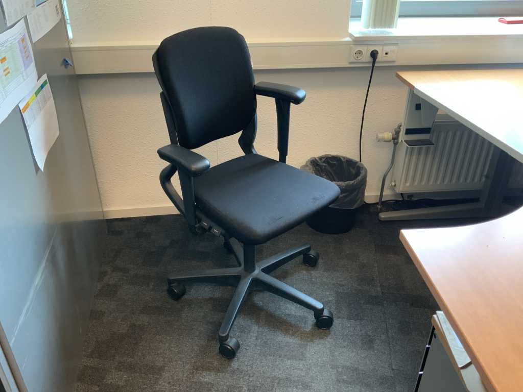 Ahrend Office Chair