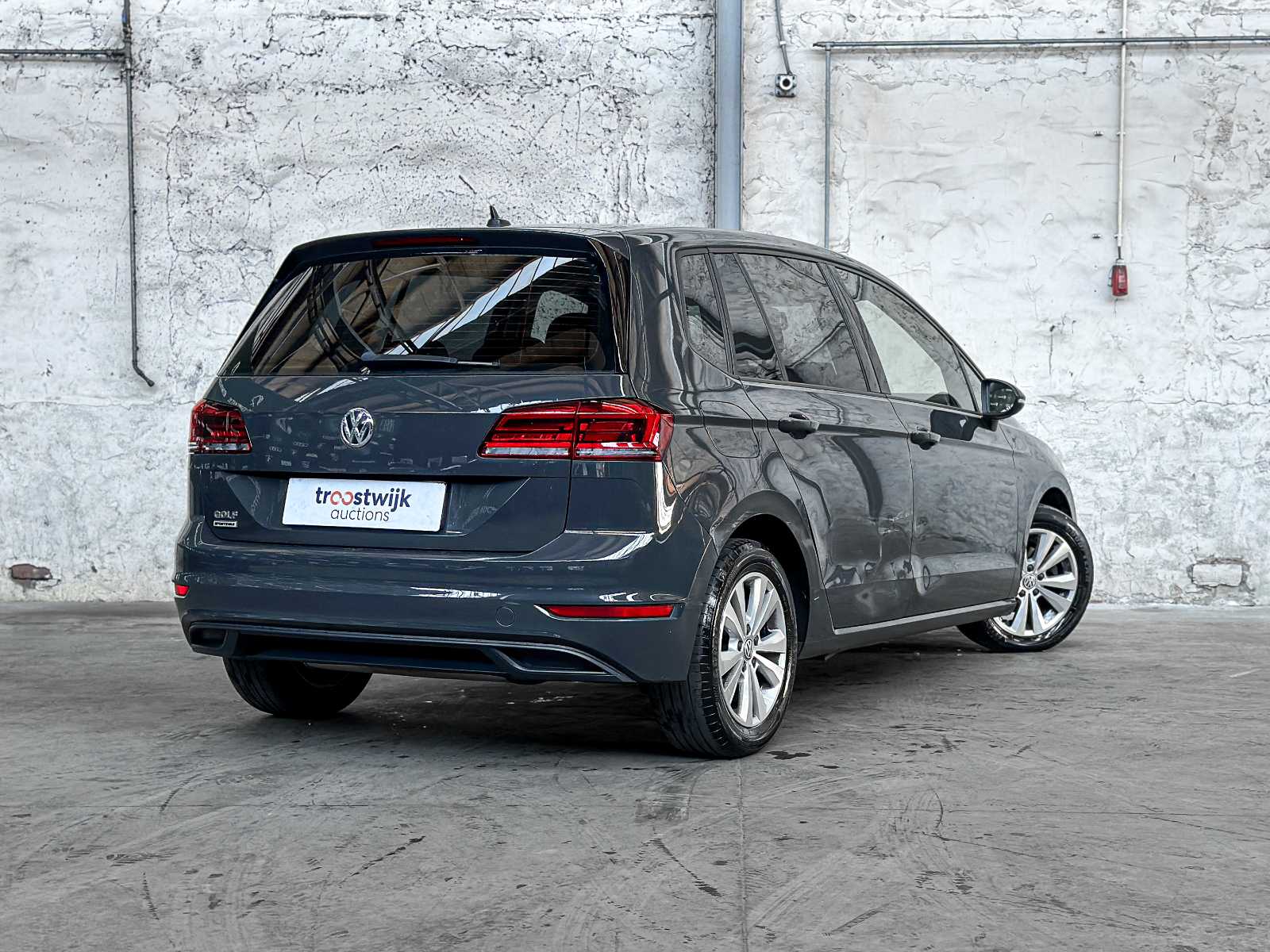 Volkswagen Golf Sportsvan 1.0 TSI Highline 110pk 2018, N-155-RT