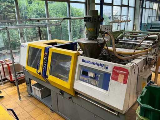BATTENFELD - BA 500 CD plus - Maszyna do formowania wtryskowego