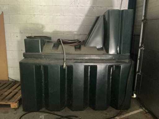 Réservoir de carburant en plastique