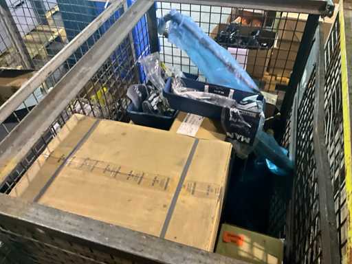 MAN Lot met diverse onderdelen