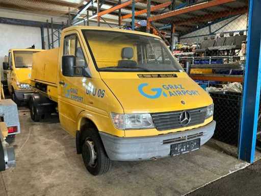 1999 Mercedes-Benz 410D/35 Transporter mit Stromaggregat