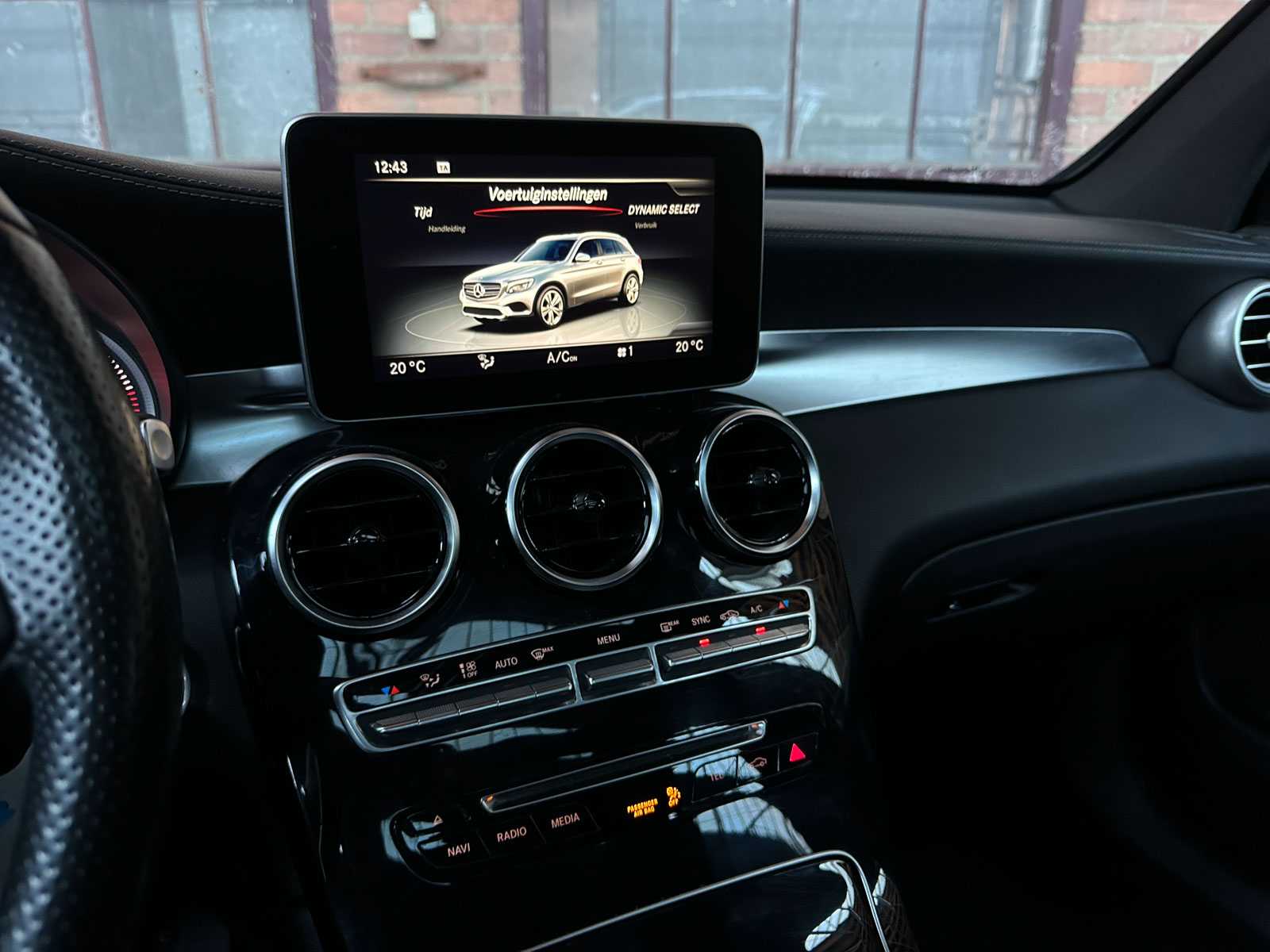 Mercedes-Benz GLC220 d 4Matic Edition 1 AMG 170pk 2016 GLC-klasse, RX-422-X