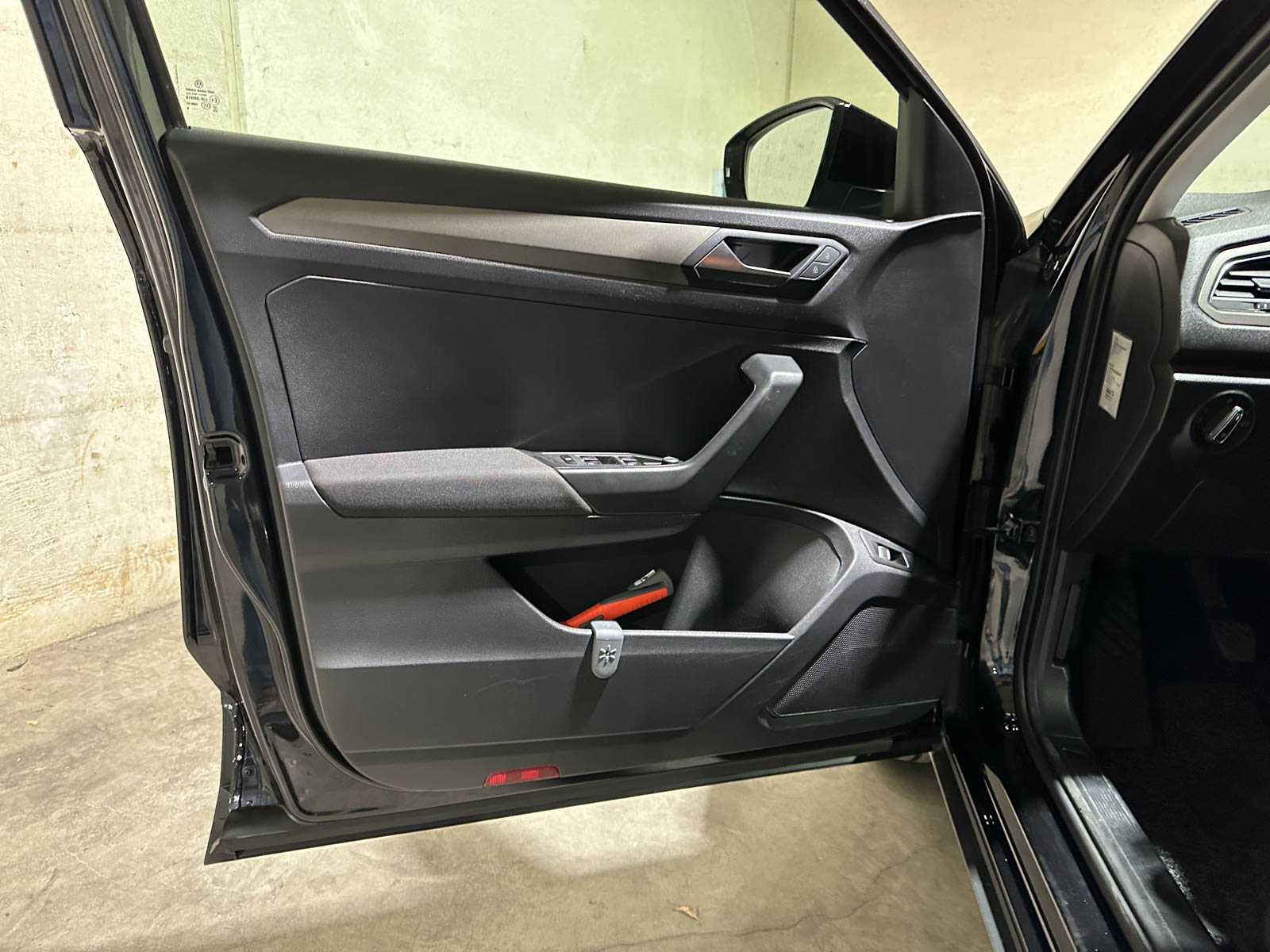 Volkswagen T-Roc 1.0 TSI Style Business 116pk 2020 (Origineel-NL), H-006-NL