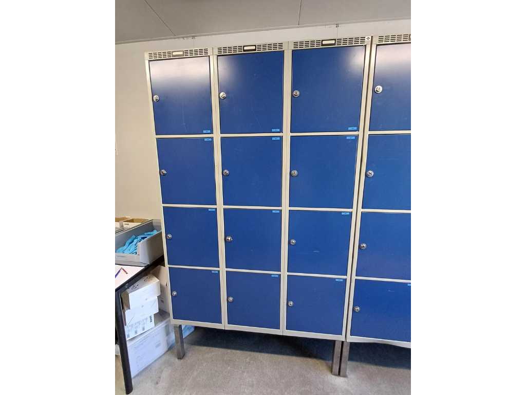 3x Distribution cabinet - 12 compartments