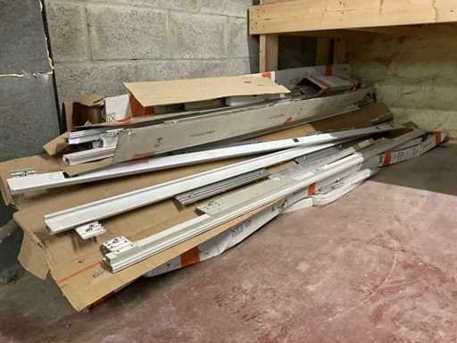 Xinix Invisible Frame Set Frames & Doors