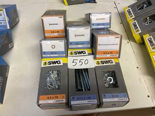 8 Kisten Holzschrauben, Muttern und Nägel