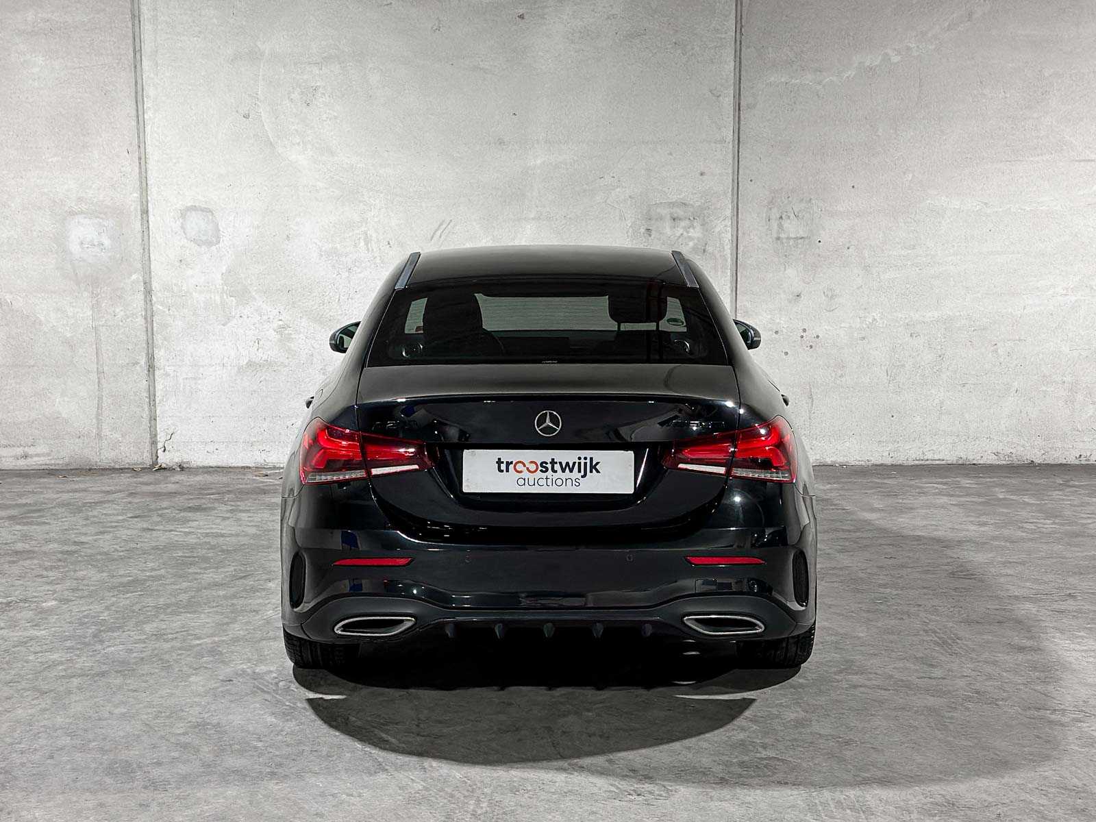 Mercedes-Benz A200 Business Solution AMG A-klasse 163pk 2020 (Origineel-NL), J-049-DZ