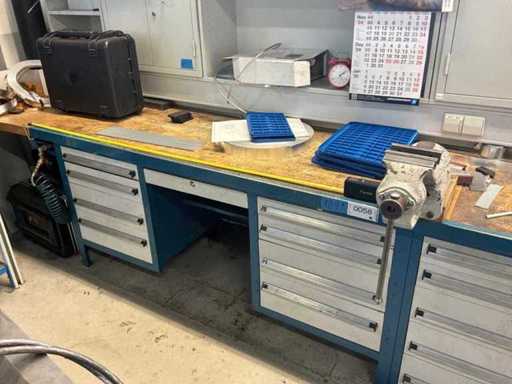 Workbench, solid, without contents