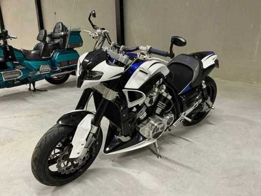 Yamaha 2LT VMAX 1200 Motorrad