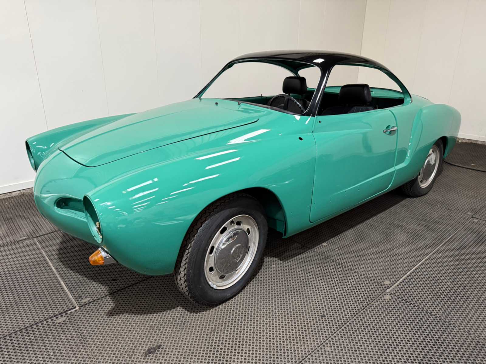 Volkswagen – Karmann Ghia – Oldtimer – 1969