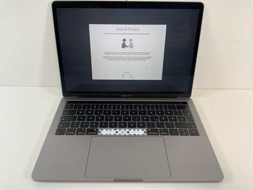 Apple MacBook Pro 13.3", Core(TM) i7 8a generazione, 8 GB di RAM, 500 GB di NVMe Laptop