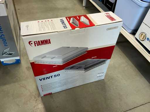 Trappe de toit Fiamma Vent 50