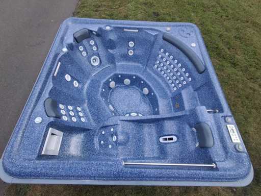 Jacuzzi i spa na ?wie?ym powietrzu