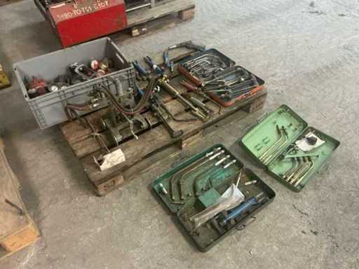 Fire cutting machine