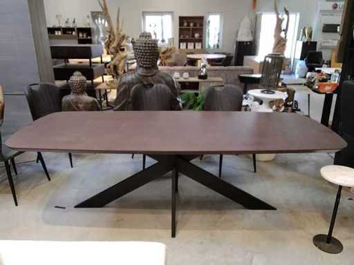 Dänischer ovaler Tisch aus massiver Eiche