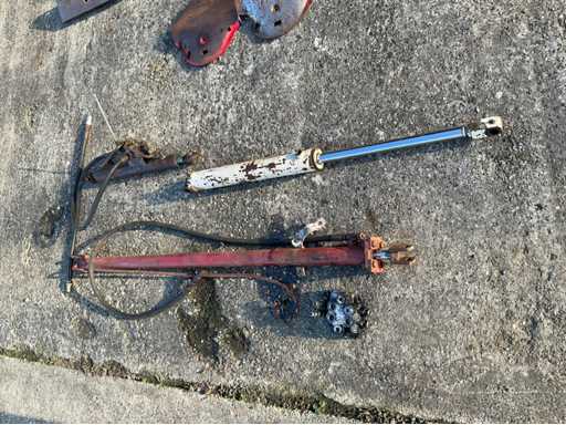 Collegamento superiore idraulico e cilindri