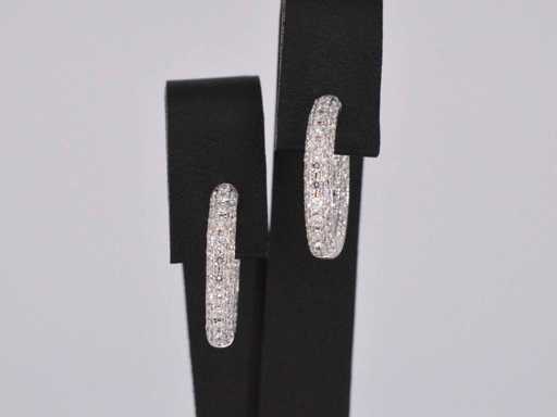 Weißgold-Ohrringe mit brillant geschliffenen Diamanten