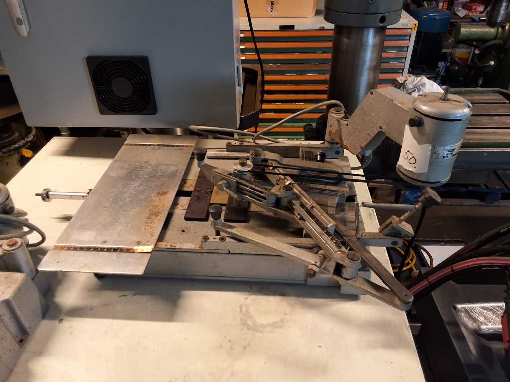 - Gravograph - tabletop engraving machine