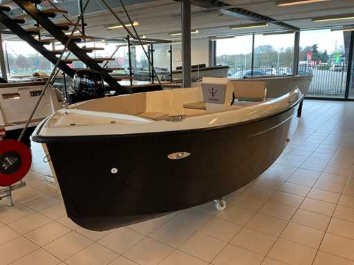 2023 Tridente 19S Sloop