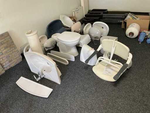 O mulțime de facilități sanitare diverse