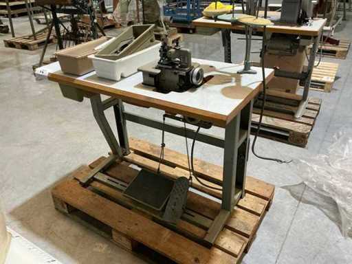 W&G DC-3 Naaimachine