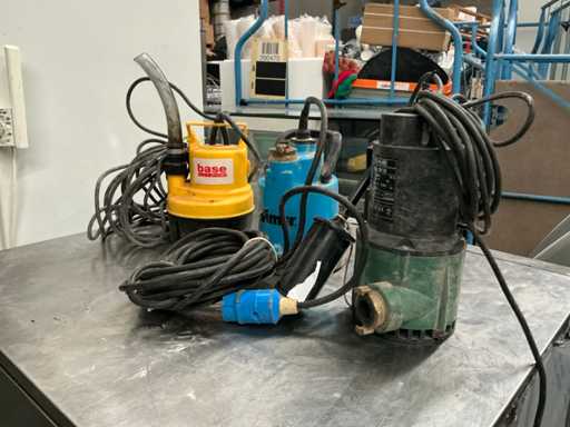 Various Submersible Pumps (3x)
