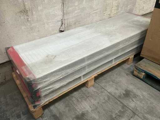 3 diverse radiatoren SANICA