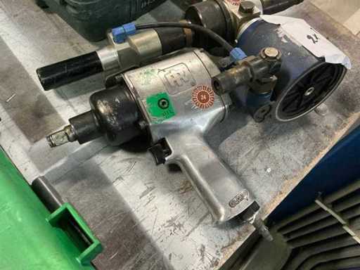 Outils pneumatiques (2x)