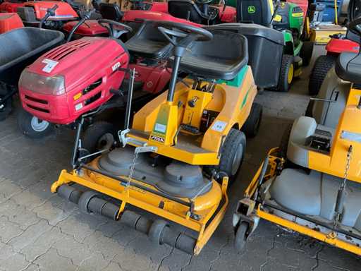 Ma?ina de tuns iarba Stiga Villa