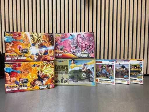 Bandai / Banpresto - Dragon Ball collectible set consisting of multiple building kits and miniature vehicles (7x)