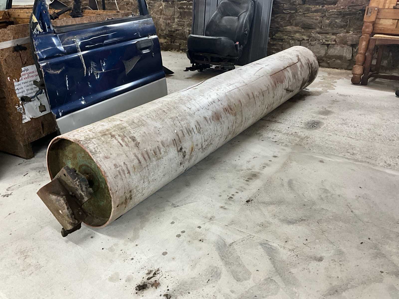 Rotary harrow roller