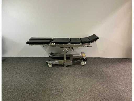 Maquet - 1150.10A0 Tafelblad + 1140.62C0 Rijtuig - Bedieningstafel