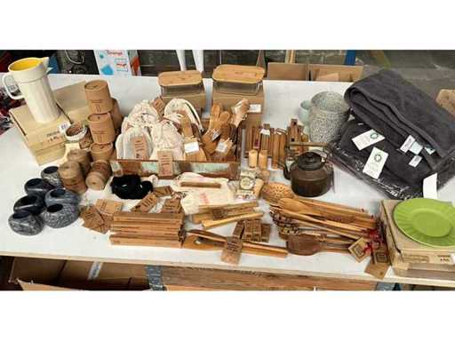 Mescola il lotto Fair Trade con articoli da cucina e per la cura